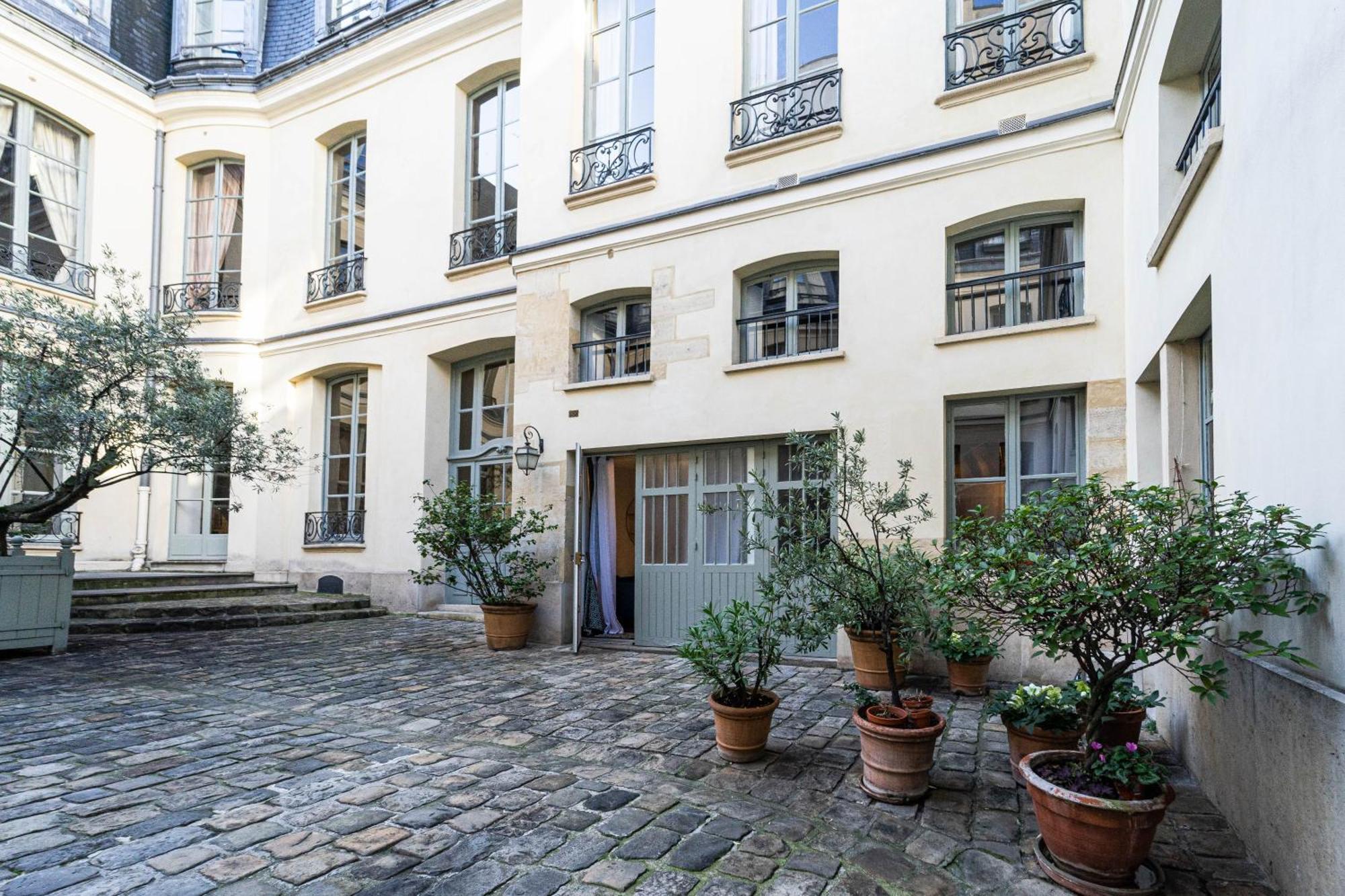 Pick A Flat'S Apartement In Place Des Vosges - Rue Saint-Gilles Париж Экстерьер фото